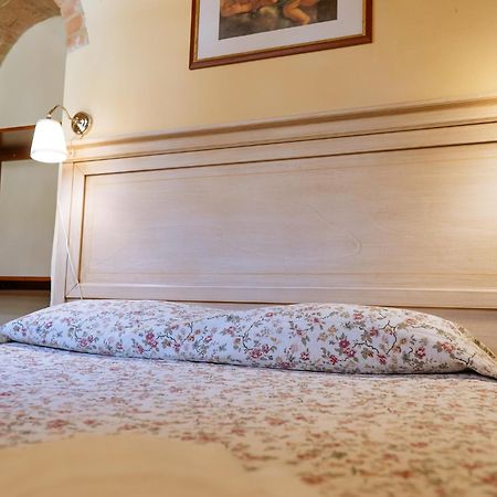 Agriturismo Le Beringhe Colle di Val d'Elsa Exterior foto